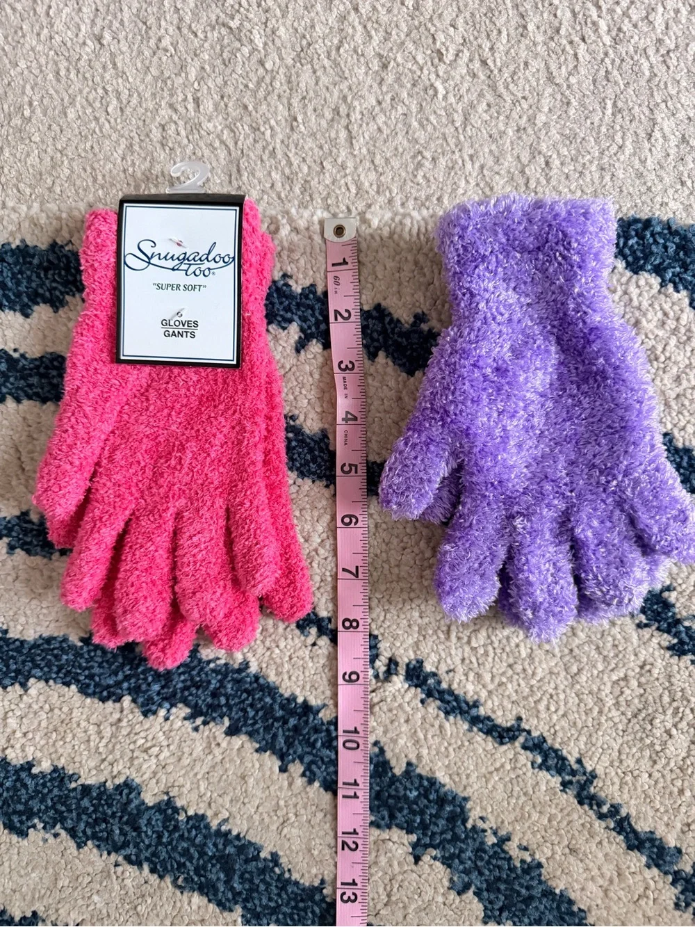 Snugadoo Super Soft Fuzzy Gloves Pink & Purple 2 Pair Bundle NEW